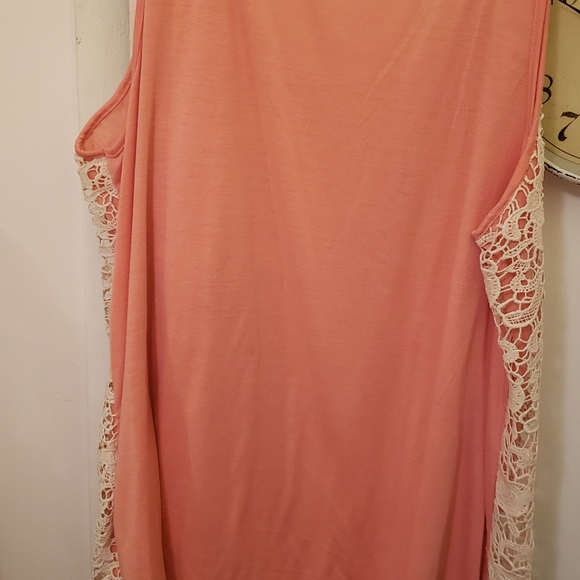 Cotton tank with beautiful lace front overlay - Picture 2 of 3
